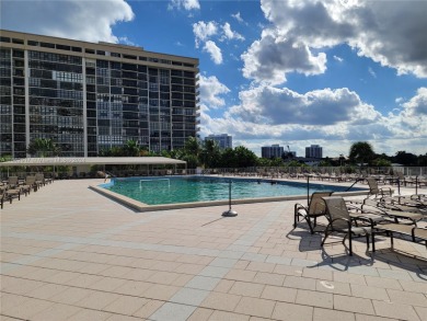 Oceanfront Building! Beautiful 1 Bedroom, 1.5 bath unit with