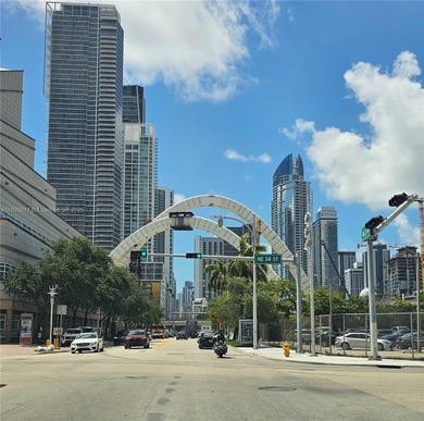 Exceptional Investment Opportunity at Paramount Miami