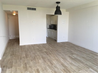 Spacious 2 BR 2 BA apartment at modern Keystone Towers in a very