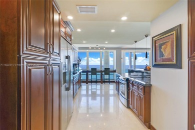 2BR/2BA at prestigious Point of Americas I is updated and