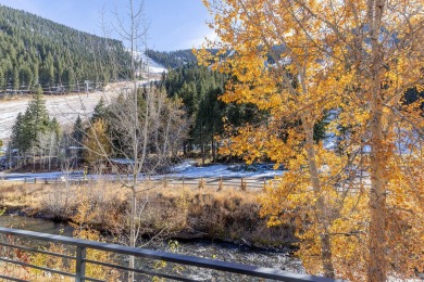 Hassle-free vacation home: Stunning mountain vistas greet you