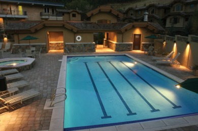 Hassle-free vacation home: Stunning mountain vistas greet you