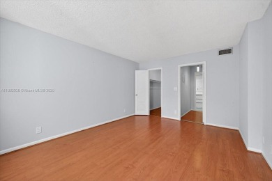 Fabulous 1/1 condo just 1 mile from the beach in an all-ages