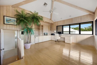 Wonderfully refreshed! Beautifully decorated four bedroom