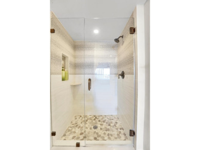 ﻿Reduced!  North Palm Beach! This is truly a keeper! Come