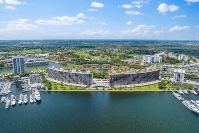 ﻿Reduced!  North Palm Beach! This is truly a keeper! Come