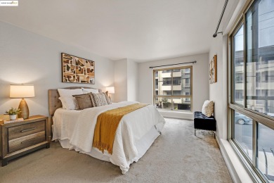 Set in the heart of Adams Point, this bright and spacious 2