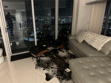 Enjoy one of the best bays views in the area from this