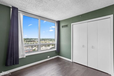 Wake up to sweeping views of the Detroit River and downtown