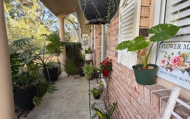 Beautifully refreshed brick home on 1 full acre just off US Hwy