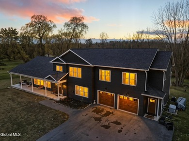 Come on in, promise you won't want to leave! This stunning