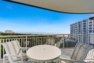 Large 2-bedroom ocean-view condominium at The Horizon at 77th