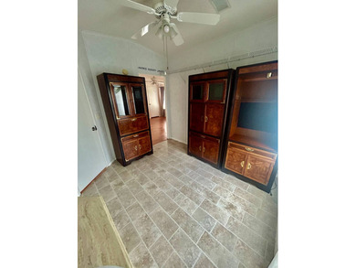 Come see this beautiful 3 bedroom, 2 bath manufactured home