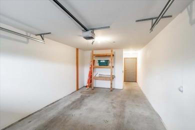 Northern Bay Condo on the shores of Castle Rock Lake. This