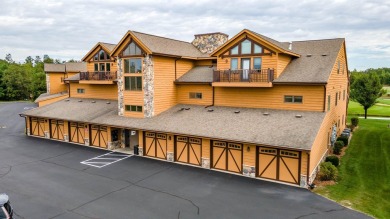 Northern Bay Condo on the shores of Castle Rock Lake. This