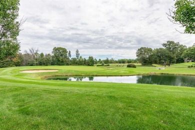 Northern Bay Condo on the shores of Castle Rock Lake. This