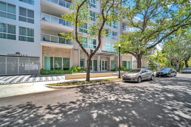 Welcome to this beautifully 1 bed, 1 bath condo in the heart of