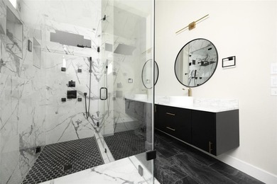 Luxury Corner Townhome with Rooftop Oasis + Smart Home