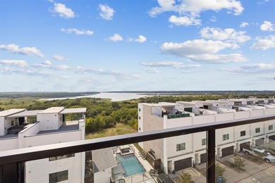 Luxury Corner Townhome with Rooftop Oasis + Smart Home