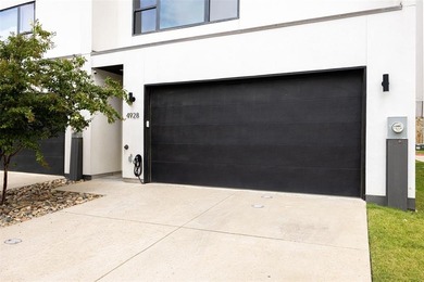 Luxury Corner Townhome with Rooftop Oasis + Smart Home