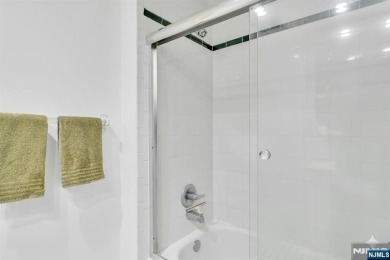 Stunning 2 bedroom and 2 1/2 baths... Luxury Condo with Iconic