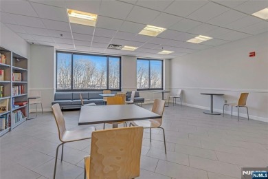 Stunning 2 bedroom and 2 1/2 baths... Luxury Condo with Iconic