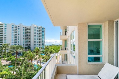 STUNNING PANORAMIC VIEWS OF THE INTRACOASTAL, CITY, LUSH GROUNDS