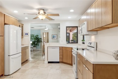 TROPICAL FLORIDA LIVING AT IT'S FINEST! BOATING COMMUNITY! ONLY