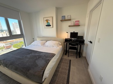 INVESTORS!! Excellent immediate cash-flow opportunity. Beautiful