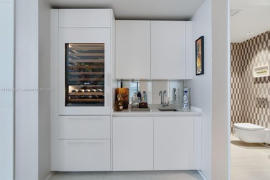 Residence 3402 is the embodiment of exuberant but private living