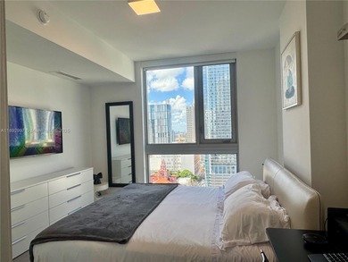 INVESTORS!! Excellent immediate cash-flow opportunity. Beautiful