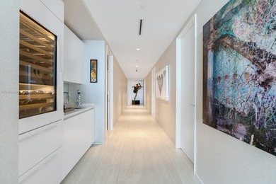 Residence 3402 is the embodiment of exuberant but private living