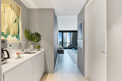 Residence 3402 is the embodiment of exuberant but private living