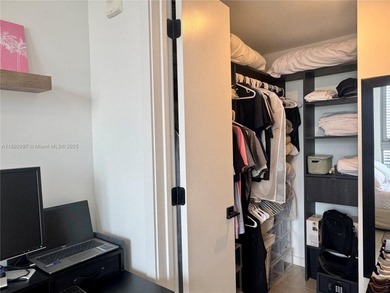 INVESTORS!! Excellent immediate cash-flow opportunity. Beautiful