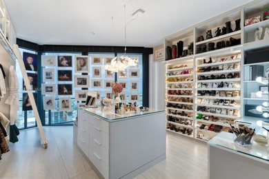 Residence 3402 is the embodiment of exuberant but private living