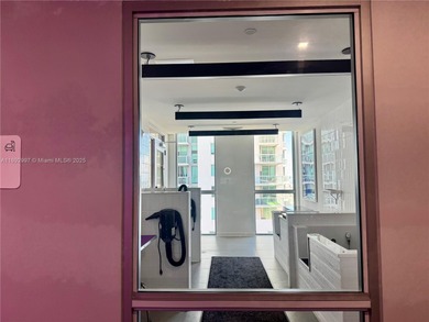 INVESTORS!! Excellent immediate cash-flow opportunity. Beautiful