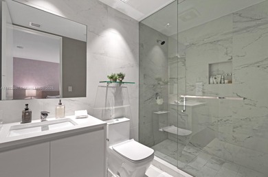 Residence 3402 is the embodiment of exuberant but private living