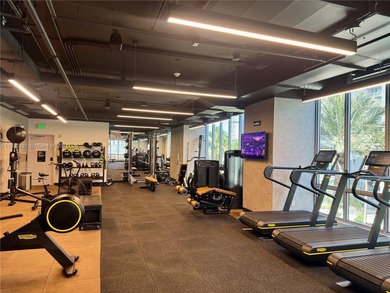 INVESTORS!! Excellent immediate cash-flow opportunity. Beautiful