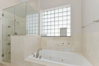 Gorgeous sunny penthouse in an elevator building in the