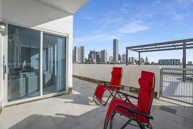 An exceptional residence in the heart of Downtown Miami, this