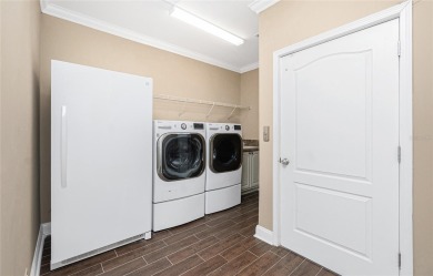 Direct Gulf Access. Endless Possibilities.

Wake up to