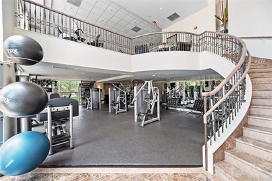 The Palms Condo unit 9D, an impressive Portofino flow-through