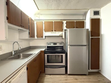 Fantastic and spacious  one bedroom, one- bathroom unit with a