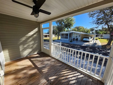 55+/3BD2BA/1404SQ/LIKE NEW/OCCUPIED LESS THAN 2 YRS./TURN KEY!