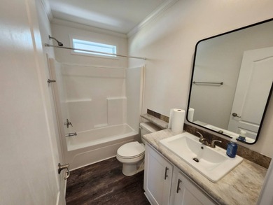 55+/3BD2BA/1404SQ/LIKE NEW/OCCUPIED LESS THAN 2 YRS./TURN KEY!