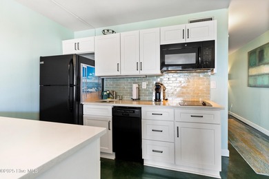 Rare opportunity to own a 4th floor unit in Summer Sands. Fully