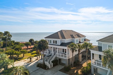 OCEANFRONT townhome in one of the best locations on Seabrook