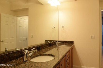 Top-Floor Condo in Halifax Landing - Spectacular River Views &