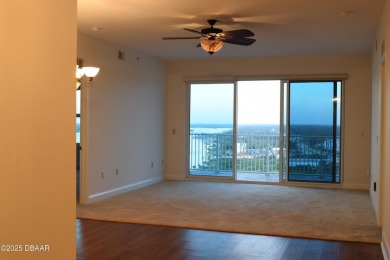 Top-Floor Condo in Halifax Landing - Spectacular River Views &