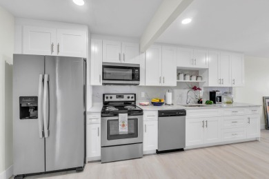 Welcome to 4 Royal Palm Way, Unit 601, a spacious two bedroom